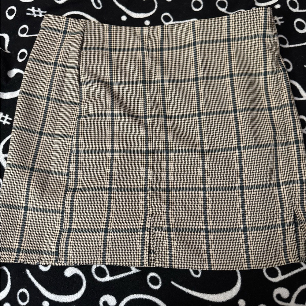 RSQ Black and Cream Plaid Mini Skirt